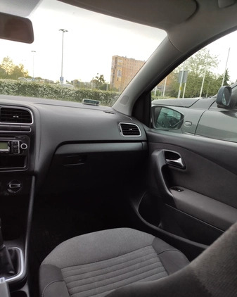 Volkswagen Polo cena 20500 przebieg: 158350, rok produkcji 2009 z Wrocław małe 326